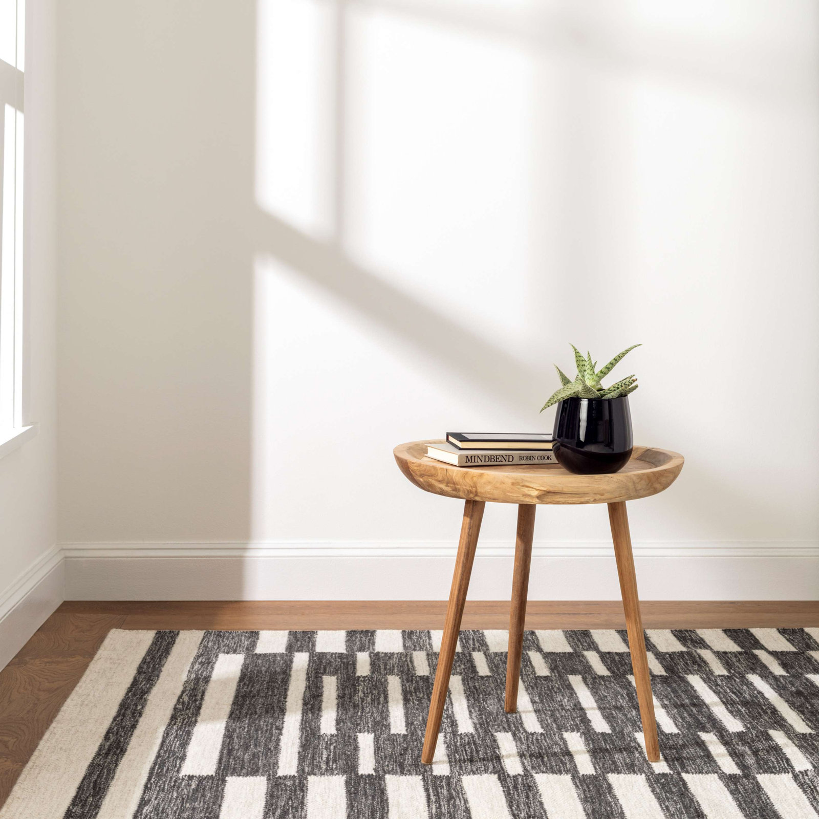 Heights Charcoal Handwoven Wool Rug, Rectangle 7' 6" x 9' 6"