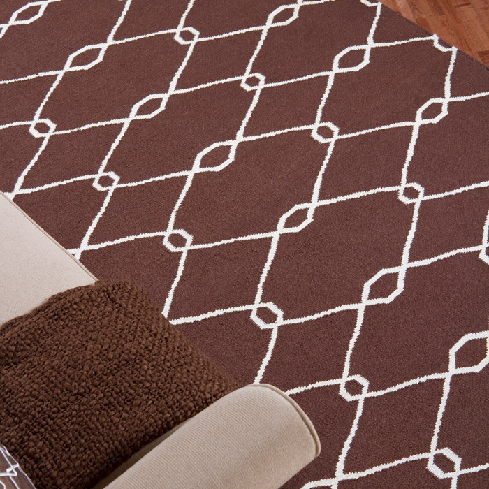 Laticia Wool Geometric Indoor Rug, Rectangle 8' x 11'