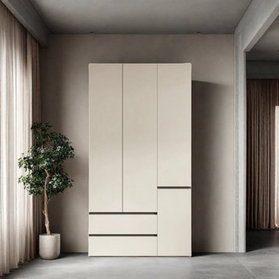 Garde-robe simple de couleur unie