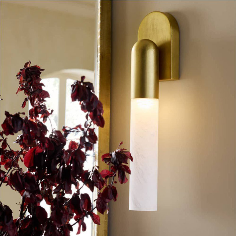 Haynes 1 - Light LED Wallchiere