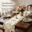 Chemin de table en dentelle crème avec découpes brodées de la collection Bryton pour une table de salle à manger ou un décor de Noël