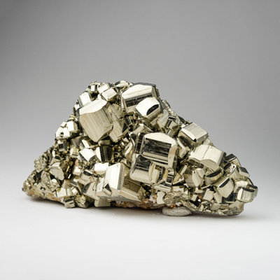 Véritable grappe de pyrite