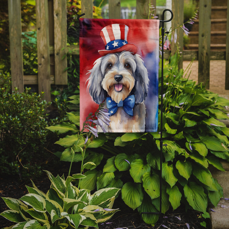 Drapeau patriotique du jardin américain, Terrier tibétain brun / gris