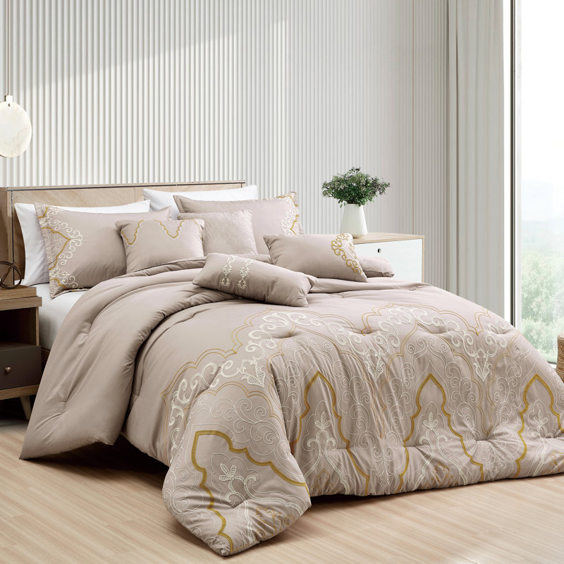 Ensemble d'édredon 7 pièces Mahalia Luxury, Grand édredon et 6 pièces supplémentaires, Or doré / taupe