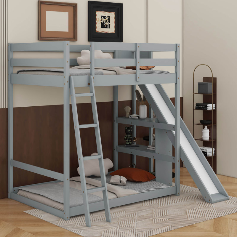 Lit superposé double au-dessus de double avec échelle, glissoire et tablettes, Gris