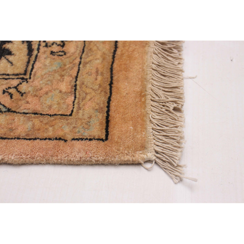 Tapis unique rectangulaire 4 pi 6 po x 7 pi 1 po Eldert