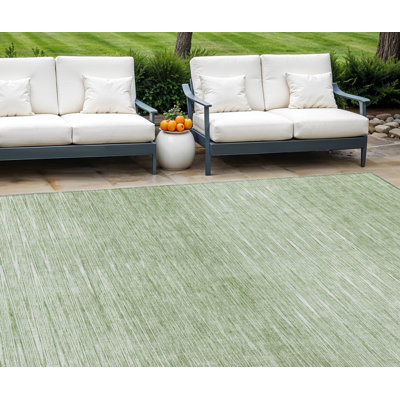 Tapis d'intérieur et d'extérieur lavable abstrait vert et vert artichaut 8 pi x 10 pi HomeRoots
