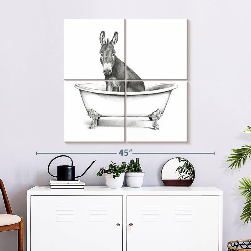Brampt Clawfoot Critter I, 32" H x 32" W