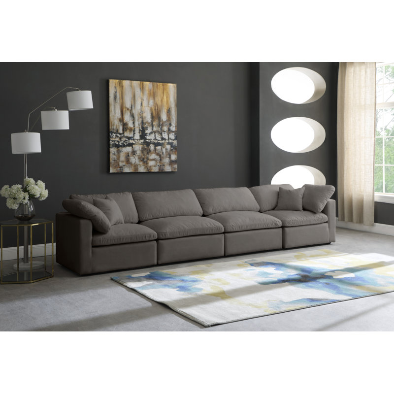 Canapé modulaire à accoudoirs carrés avec coussins réversibles Burrows, Velours gris, H 32 po x l 140 po x P 35 po