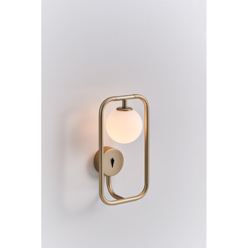Emme 1 - Light Armed Sconce, Champagne Gold