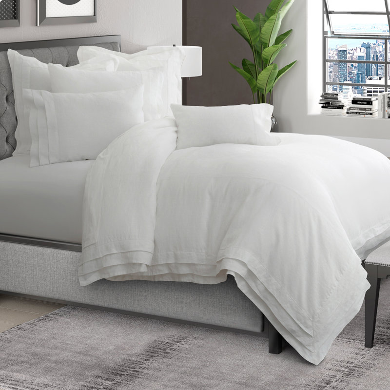 Addison Linen Duvet Set - White, Queen Duvet Cover + 4 Shams + 1 Pillow