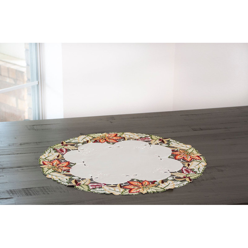 Quackenbush Fall Maple Leaf Square and Round Doily (24" Round)