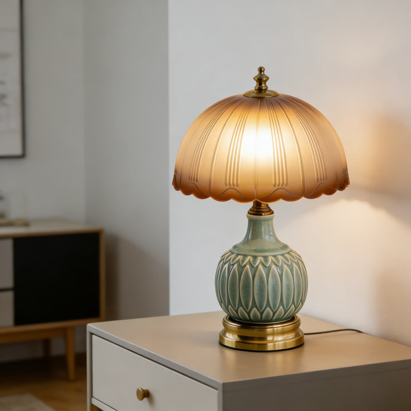 Mid-Century Modern Table Lamp With Ceramic Base And Scalloped Gradient Shade, 3-Color Dimmable LED Bedside Lamp For Bedroom Living Room Home Office, Aesthetic Home Decor With Included Bulb