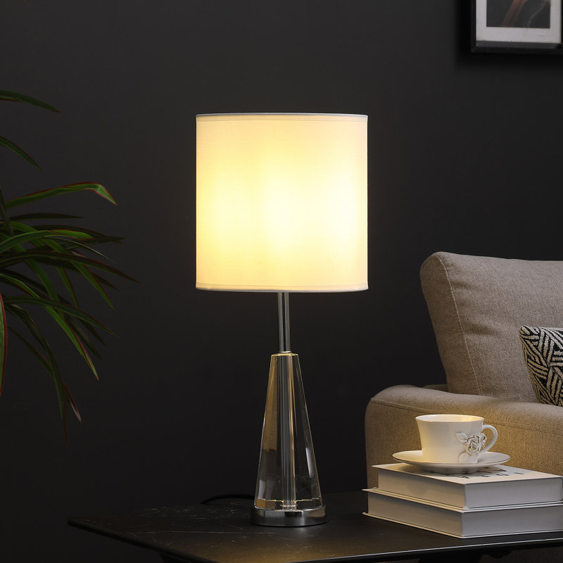 Lampe de table argentée 21,5 po Hebbe