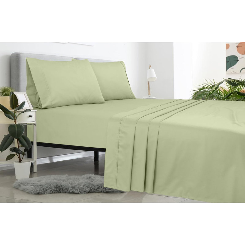 Royale Linens | Ultra Soft Brushed Microfiber Flat Sheets Only | Wrinkle Free & Stain Resistant | Hotel Quality Top Sheet for Bed