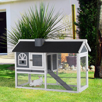 Weather Resistant Rabbit Hutch