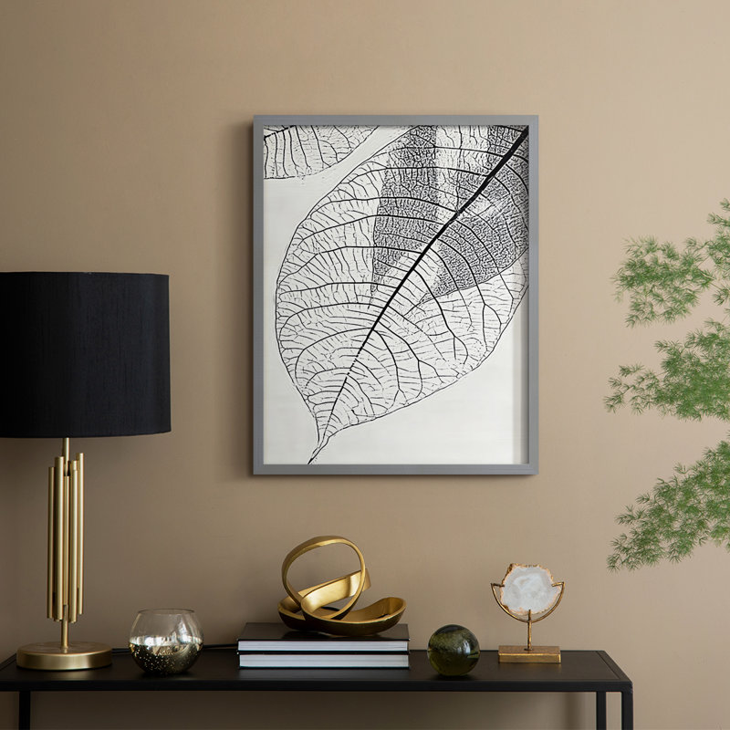 Floral II, reproduction encadrée prête à être accrochée, Gris, H 14 po x l 11 po