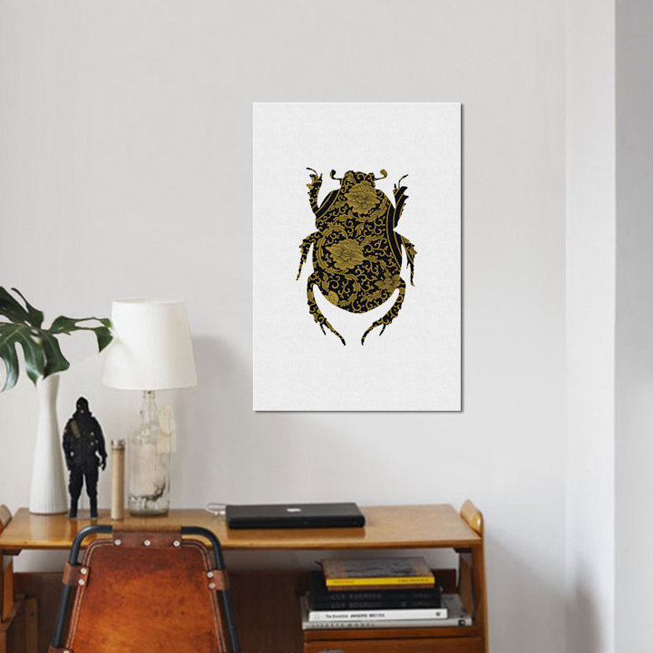 «Beetle I», impression sur toile, H 40 po x l 26 po x P 1,5 po, Toile tendue, Pas de tapis