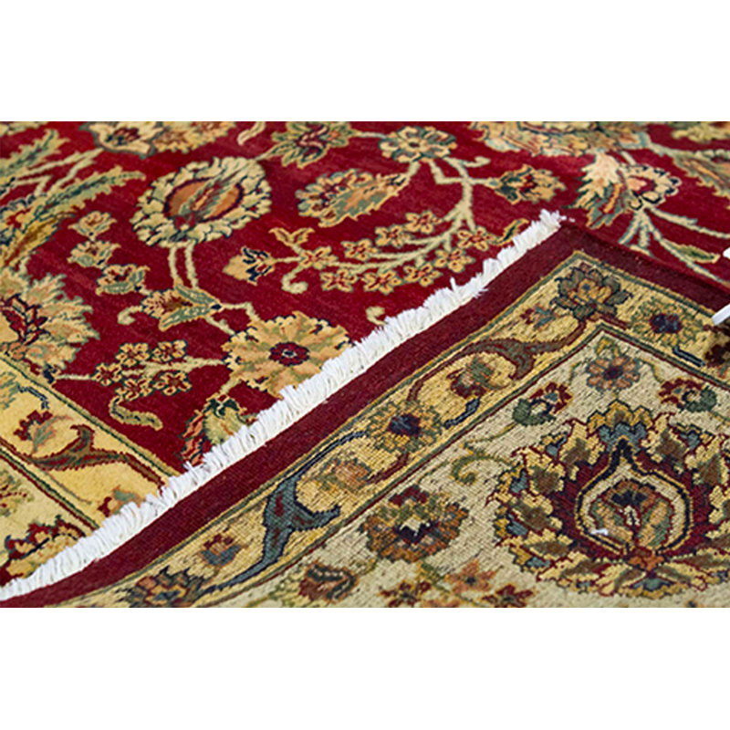 Tapis rouge et crème noué à la main de haute qualité