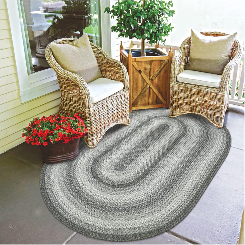  Braided Rug / Washable Indoor/Outdoor White/Ivory/Silver/Gray Rug, Oval 4' x 6'