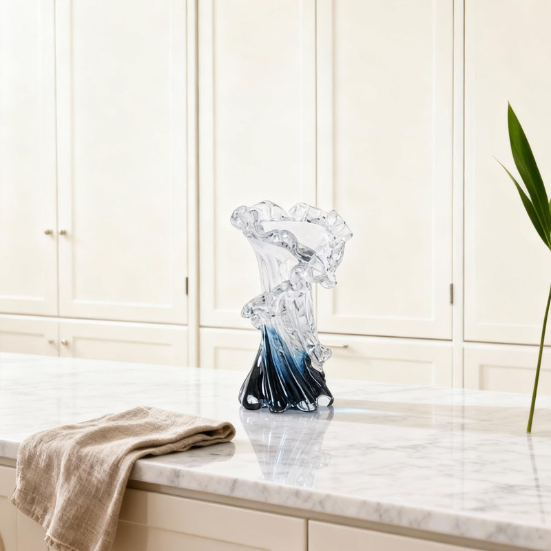 Vase en verre bleu 8 po