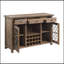 Desserte en bois patiné Raphaela avec porte-gobelet intégré et support à vin, parfait pour recevoir et organiser.-1533912044