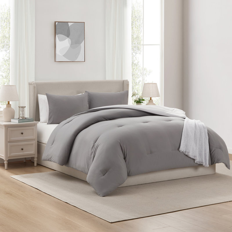 Ultra Soft Modern Reversible 3 Piece Comforter Set, Dark Gray/Light Gray, King Comforter + 2 King Shams