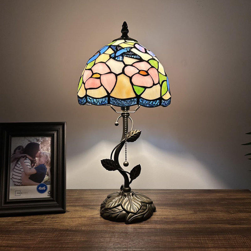 Lampe de table Tiffany avec fleurs de colibri en verre coloré rose et bleu, ampoule DEL incluse: l 8 po x P 8 po x H 16 po