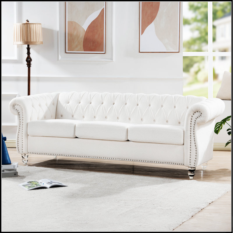 Canapé Chesterfield à accoudoirs roulés 84 po 3 places