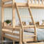 Lit simple superposé au dessus d'un lit double avec rangement, garde-corps courbés et tablettes latérales, structure en bois massif, aucun sommier nécessaire-134228584-134228585