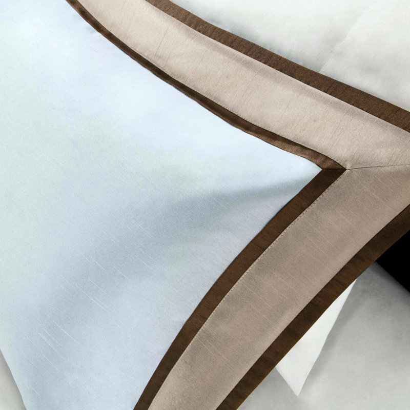 Édredon pour très grand lit 7 pièces avec rembourrage, conception transitionnelle, palette neutre, comprend édredon, 2 taies décoratives, 1 carré et coussins, literie à détails complexes, collection Hotel Color, décoration