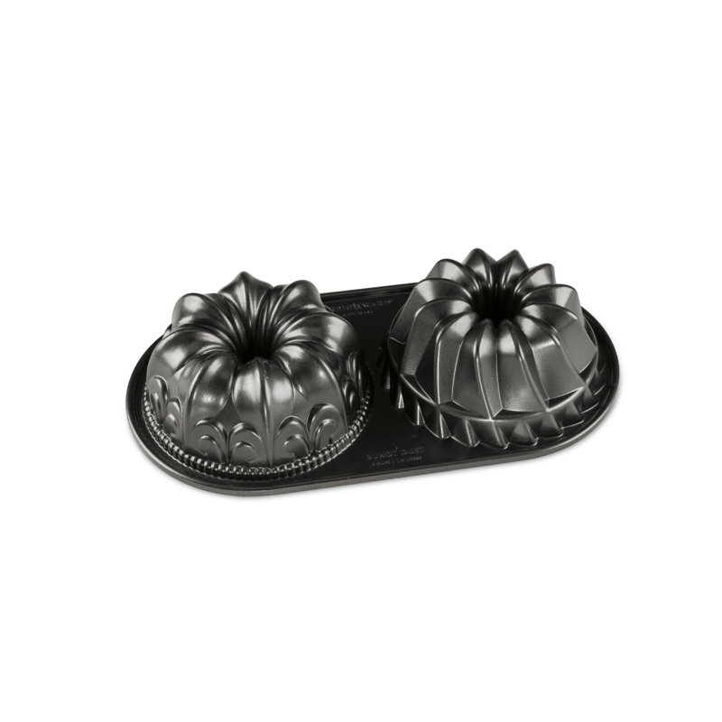 Nordic Ware Novelty Fluted Cake Pan