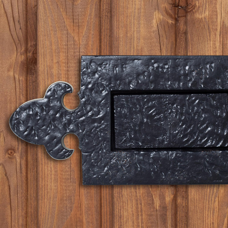 Hammer & Tongs - Fleur De Lis Letter Plate - W270mm x H105mm - Black