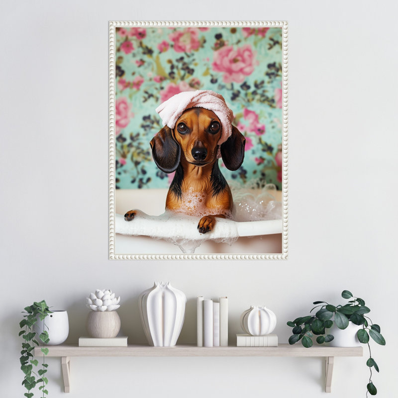 «Bath Time Dachshund» par Keyshanna, reproduction d'art sur toile encadrée, H 24 po x l 18 po