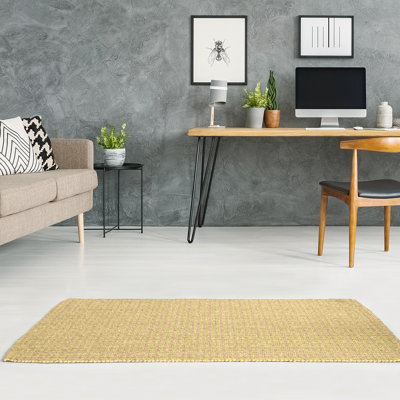 Tapis jaune napperon
