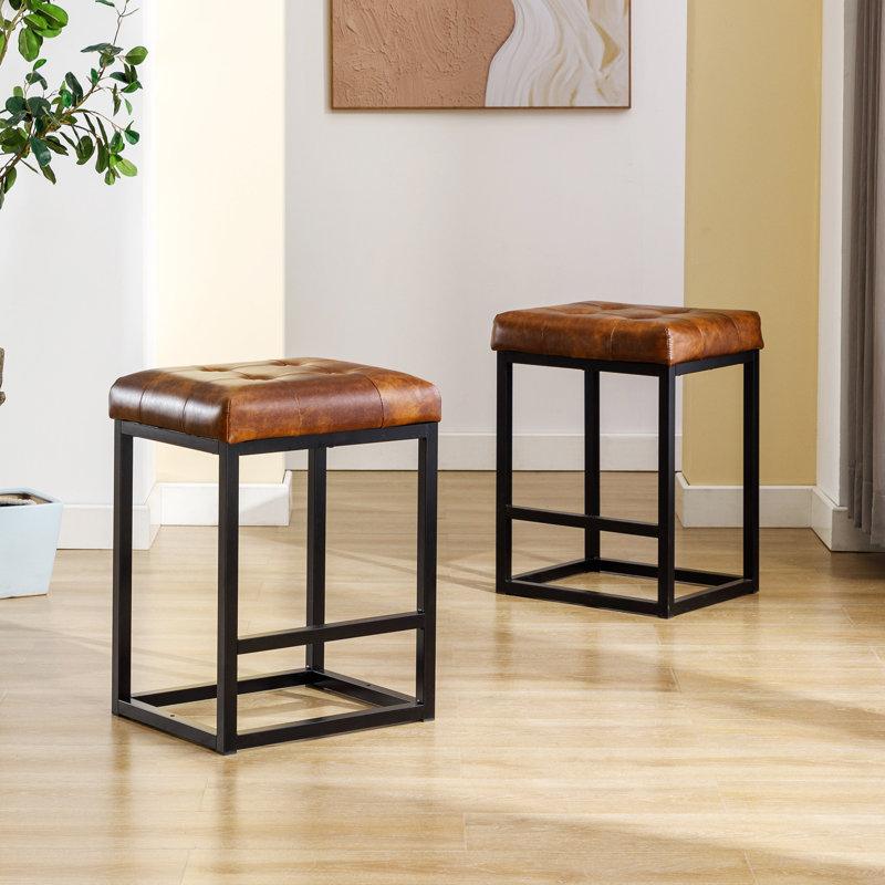 Tabouret 28 po Nealla, Brun jaunâtre, Counter Stool (24” Seat Height)
