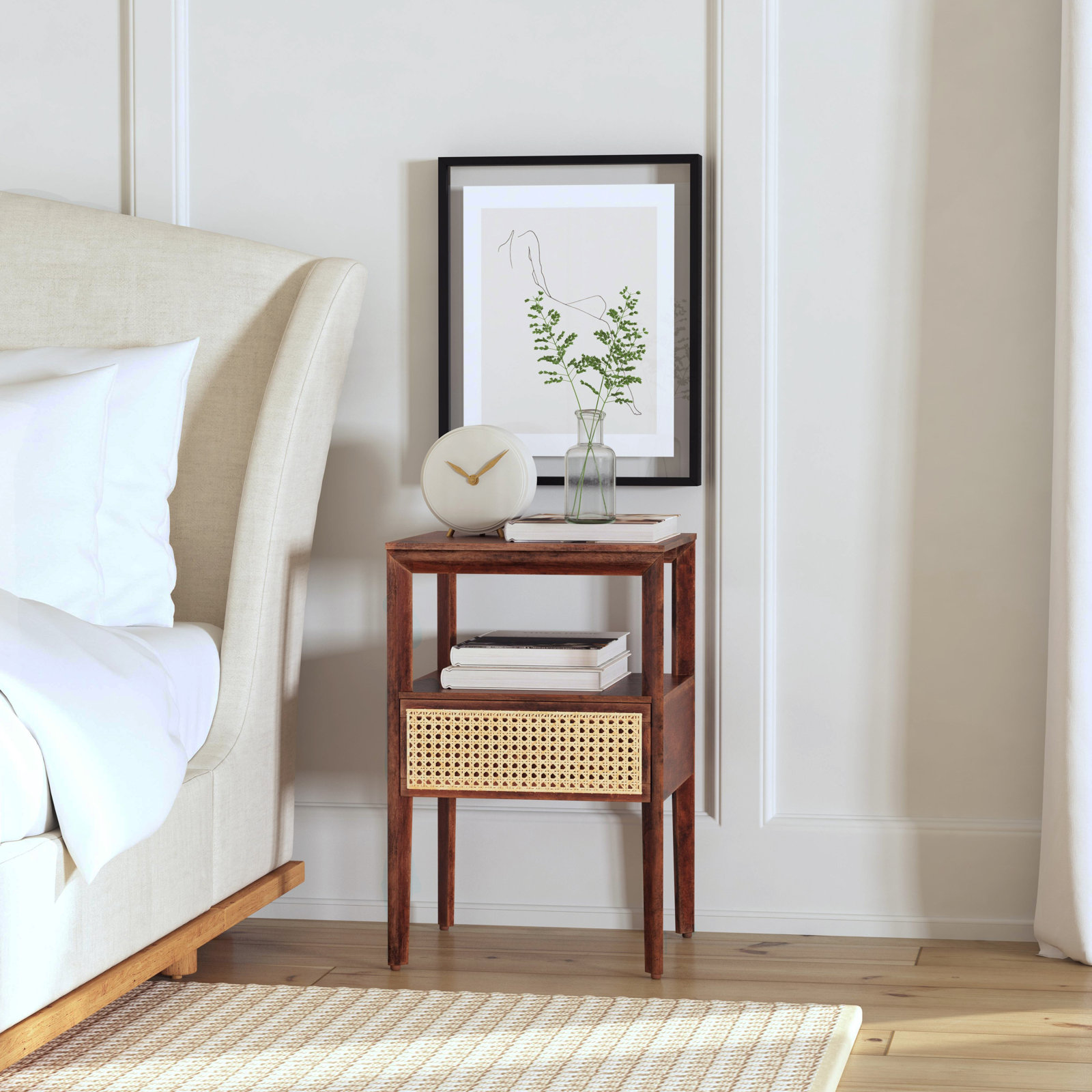 Enyo Nightstand