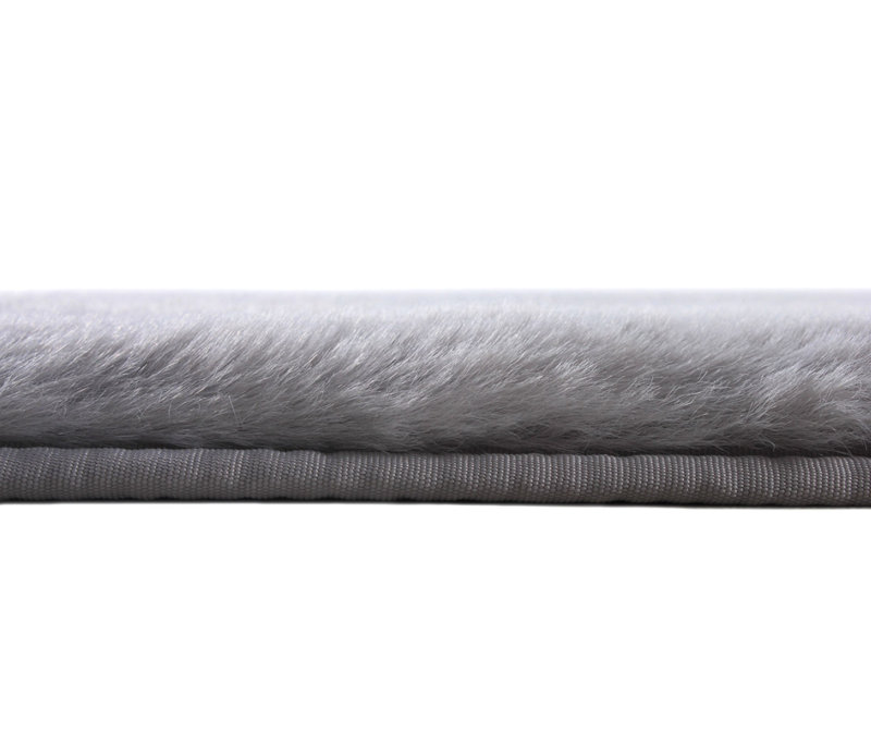 Moncontour Grey Plain Machine Made Synthetic Area Rug, Rectangle 2'7" x 5'