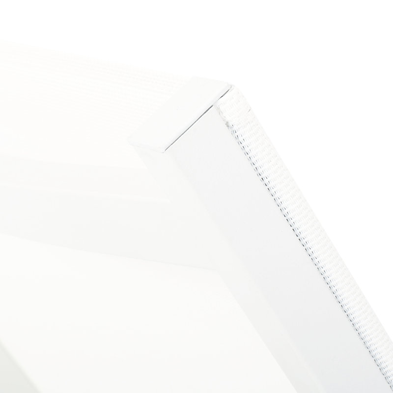 Détendez-vous confortablement avec la chaise longue en filet réglable et le support en aluminium - blanc ventilé