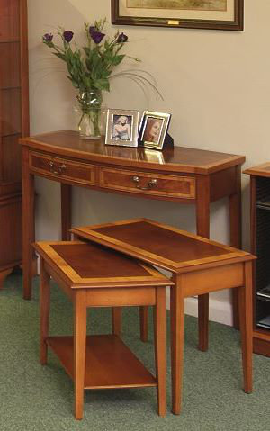 Tarporley 90.5cm Console Table, Mahogany