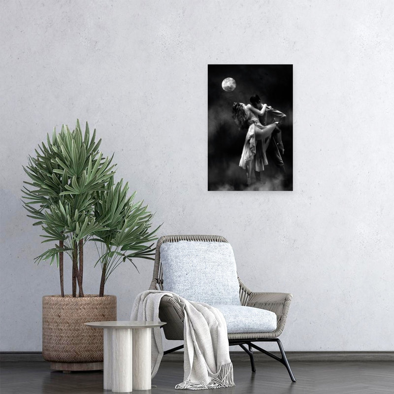Impression d'art mural classique et élégante représentant une danse au clair de lune dans un paysage naturel dramatique.