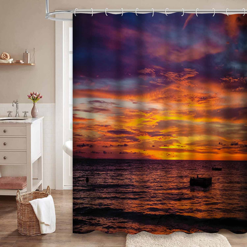 Rideau de douche Sunset Lake, L 72 po x l 72 po