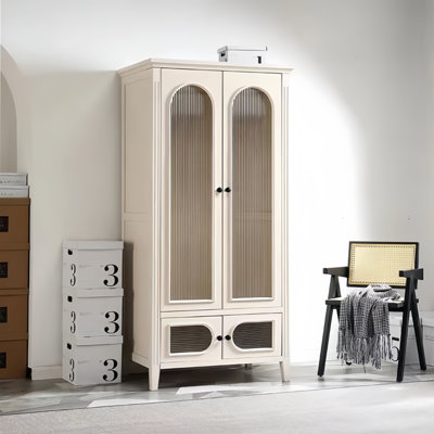 French Minimalist Cream-style Wardrobe