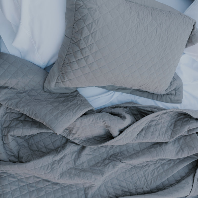 Lux Diamond Quilt, Full/Queen, Graphite
