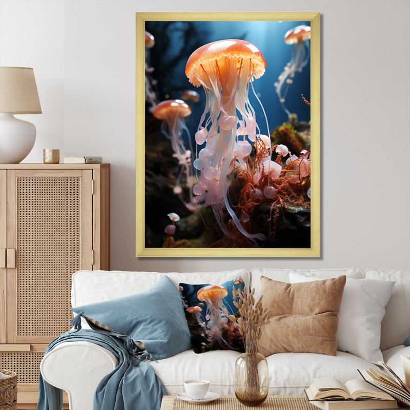 Animal Jellyfish Portrait I - Animals Canvas Wall Art, Encadrement doré, H 32 po x l 16 po x P 1 po