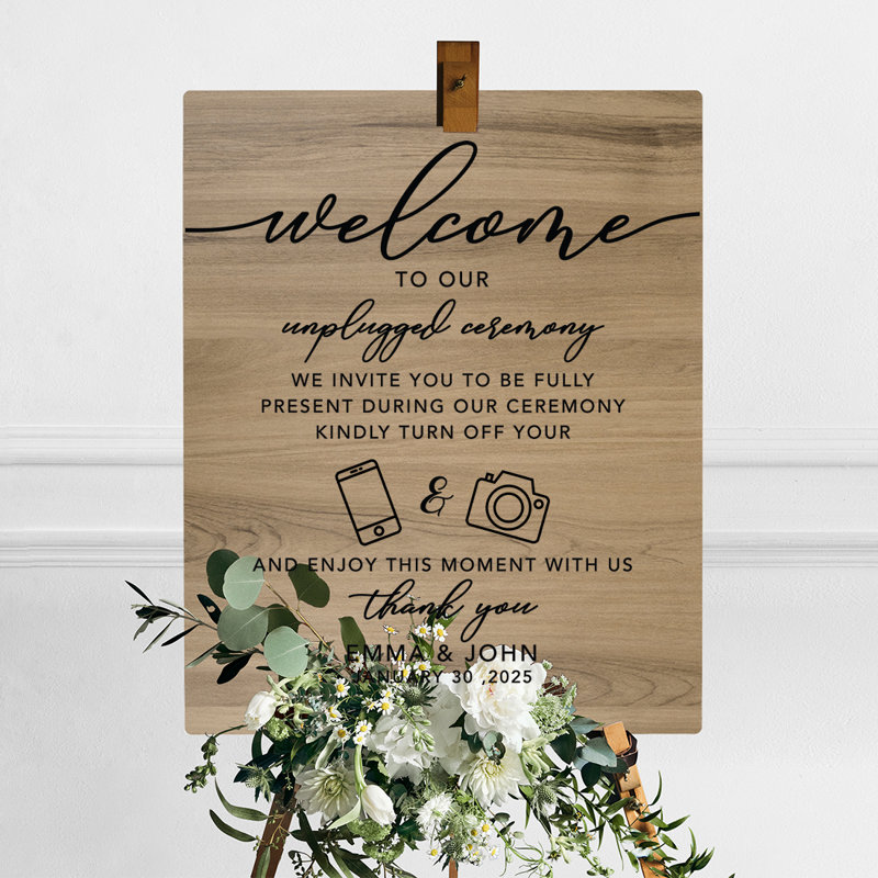 Wood Backdrops & Signs, Yes
