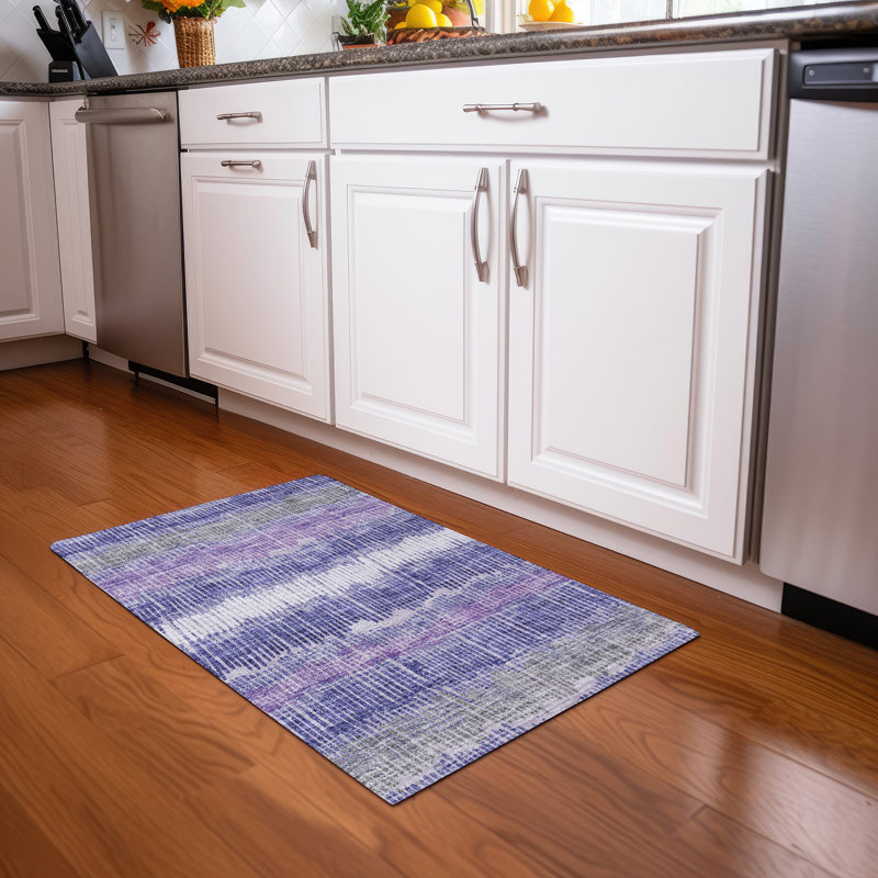 Tapis mauve de qualité supérieure lavable à la machine Prisco, Rectangle 1 pi 8 po x 2 pi 6 po