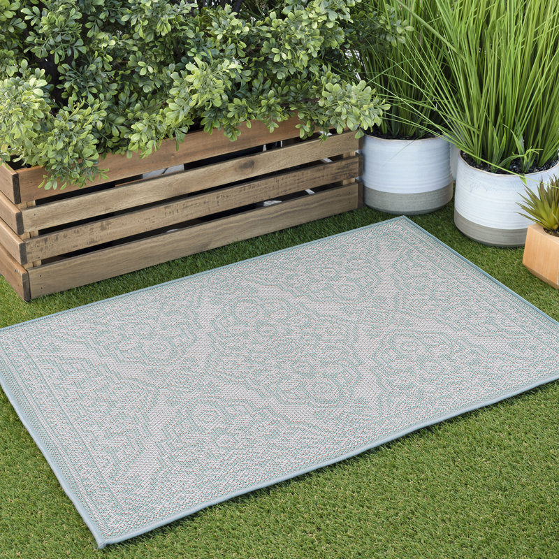 Campbelltown Indoor / Outdoor Rug, Rectangle 2' x 3'