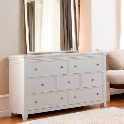 Arnette 7-Drawer Dresser in White