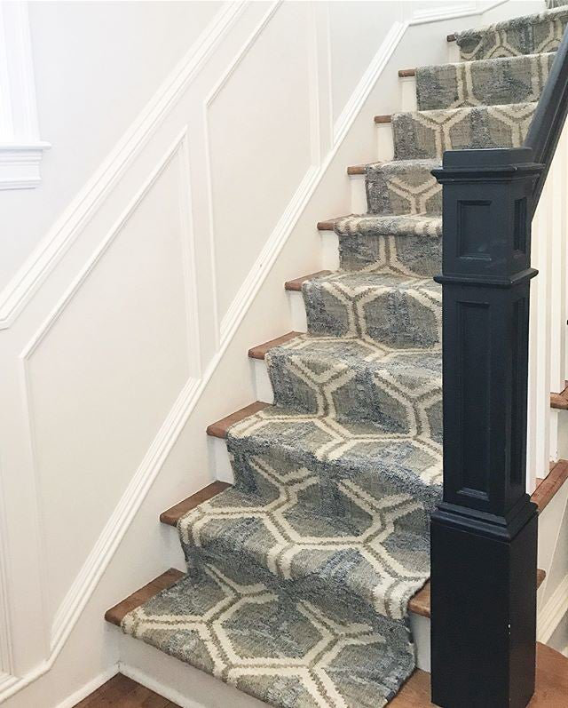 Tala Blue Handwoven Jute Rug, Runner 2'6" x 8'